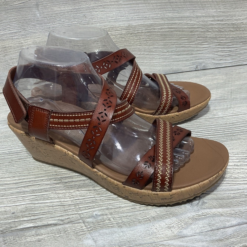 NEW Skechers Womens Cali Beverlee Chocolate Brown Delicate Glow Sandals Size 9.5